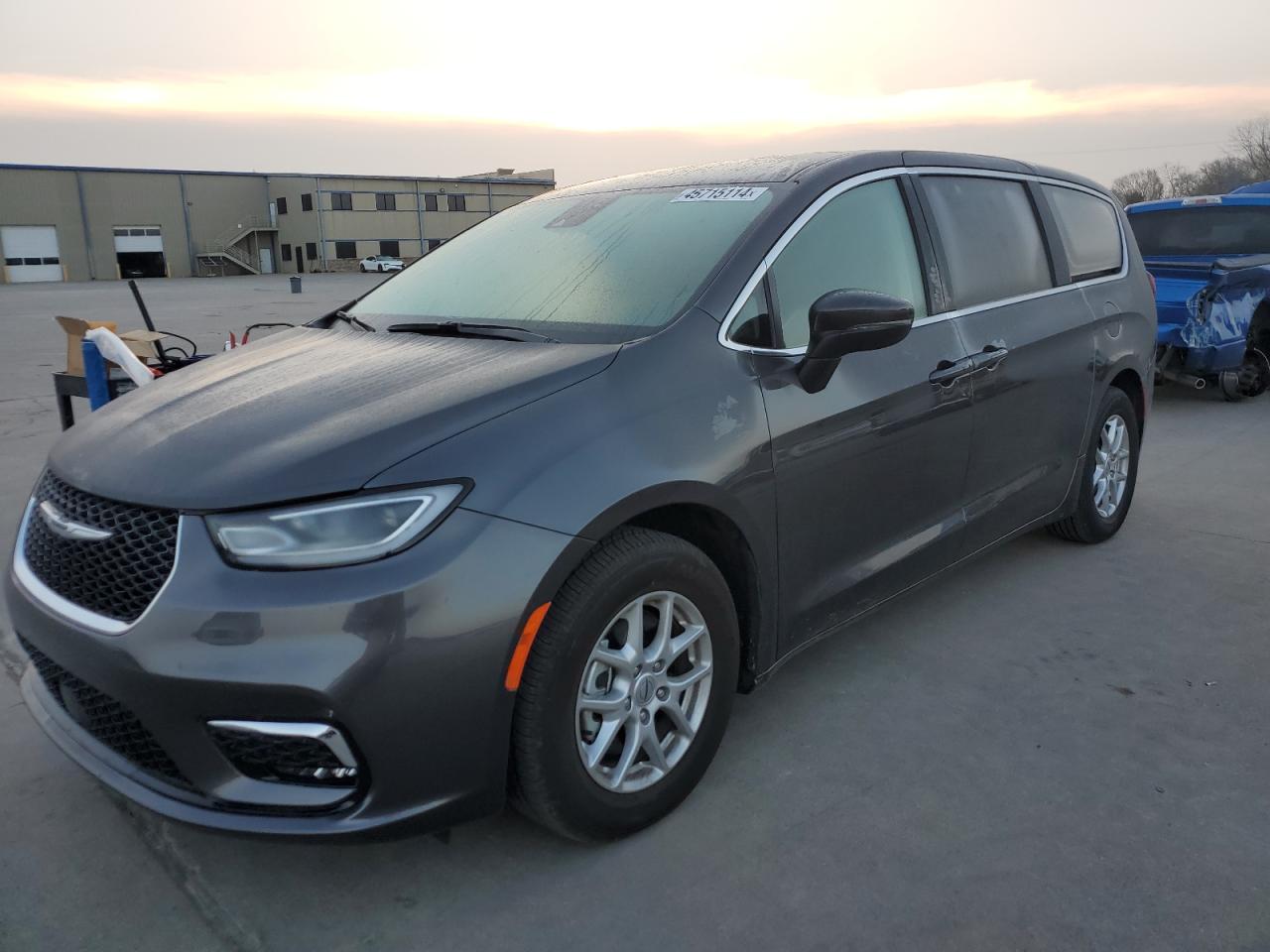 Photo 1 VIN: 2C4RC1BGXPR575009 - CHRYSLER PACIFICA 