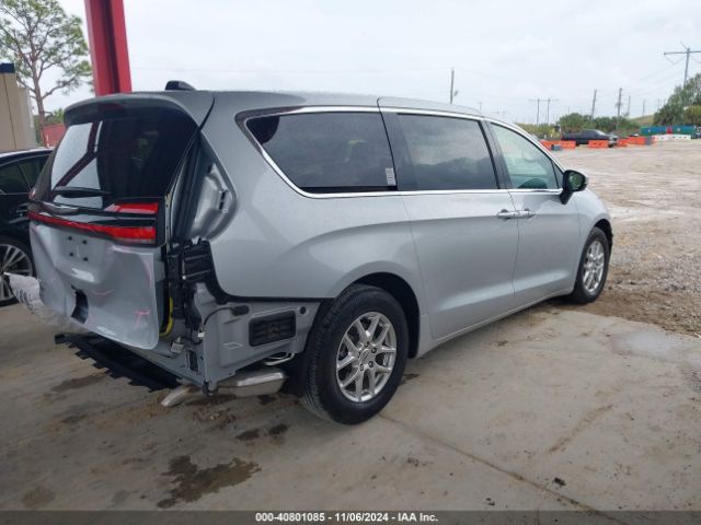 Photo 3 VIN: 2C4RC1BGXPR598693 - CHRYSLER PACIFICA 