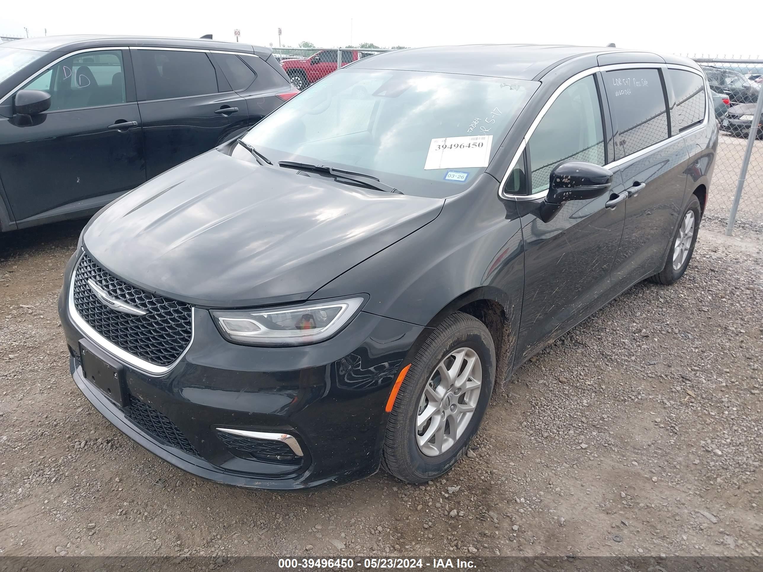 Photo 1 VIN: 2C4RC1BGXRR136332 - CHRYSLER PACIFICA 