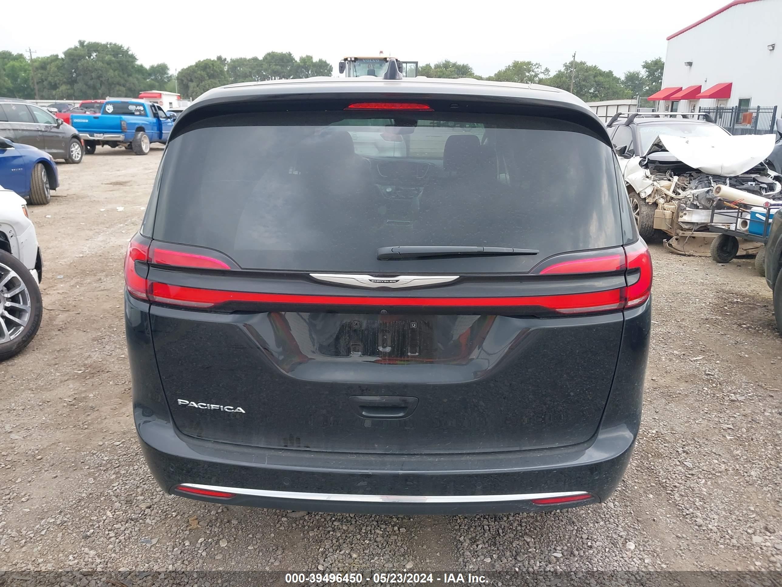 Photo 15 VIN: 2C4RC1BGXRR136332 - CHRYSLER PACIFICA 