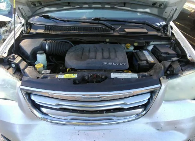 Photo 9 VIN: 2C4RC1CG0CR107105 - CHRYSLER TOWN & COUNTRY 