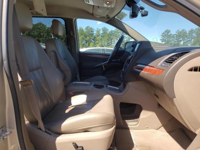 Photo 4 VIN: 2C4RC1CG0DR509417 - CHRYSLER TOWN & COU 