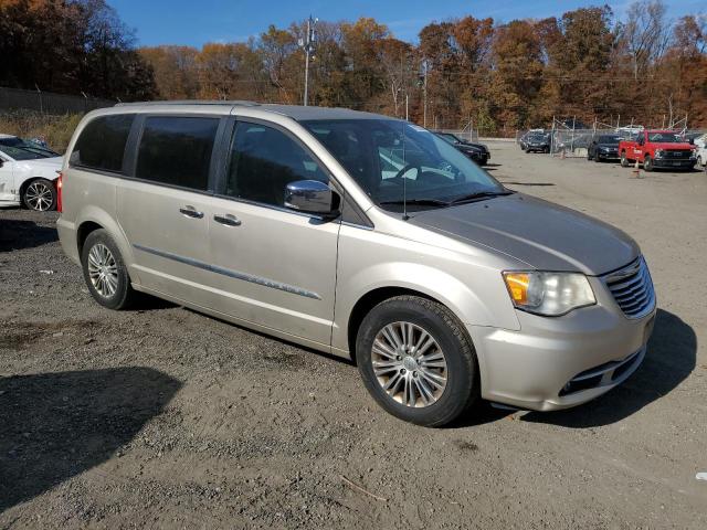 Photo 3 VIN: 2C4RC1CG0DR684458 - CHRYSLER TOWN & COU 