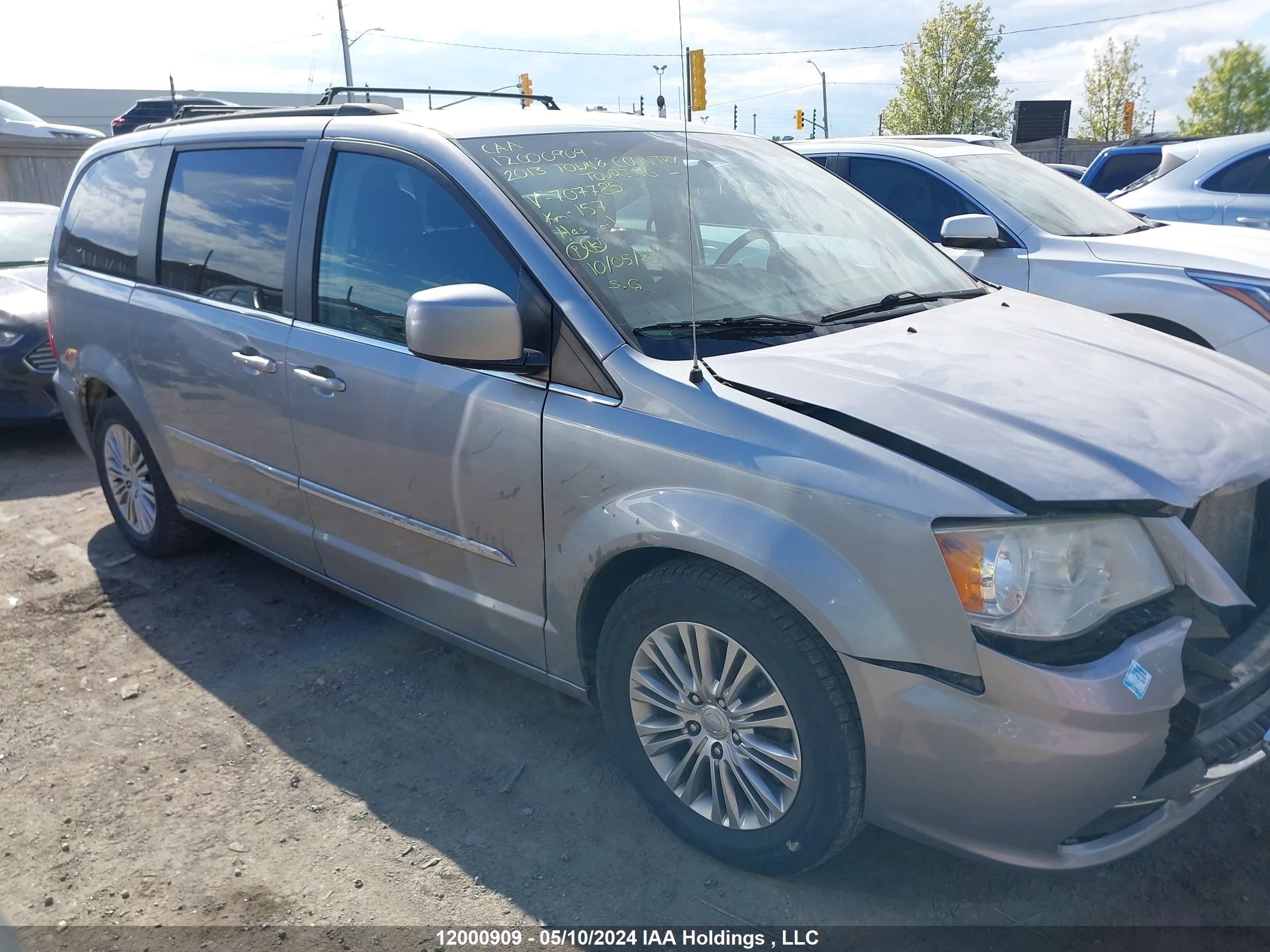 Photo 13 VIN: 2C4RC1CG0DR707785 - CHRYSLER TOWN & COUNTRY 