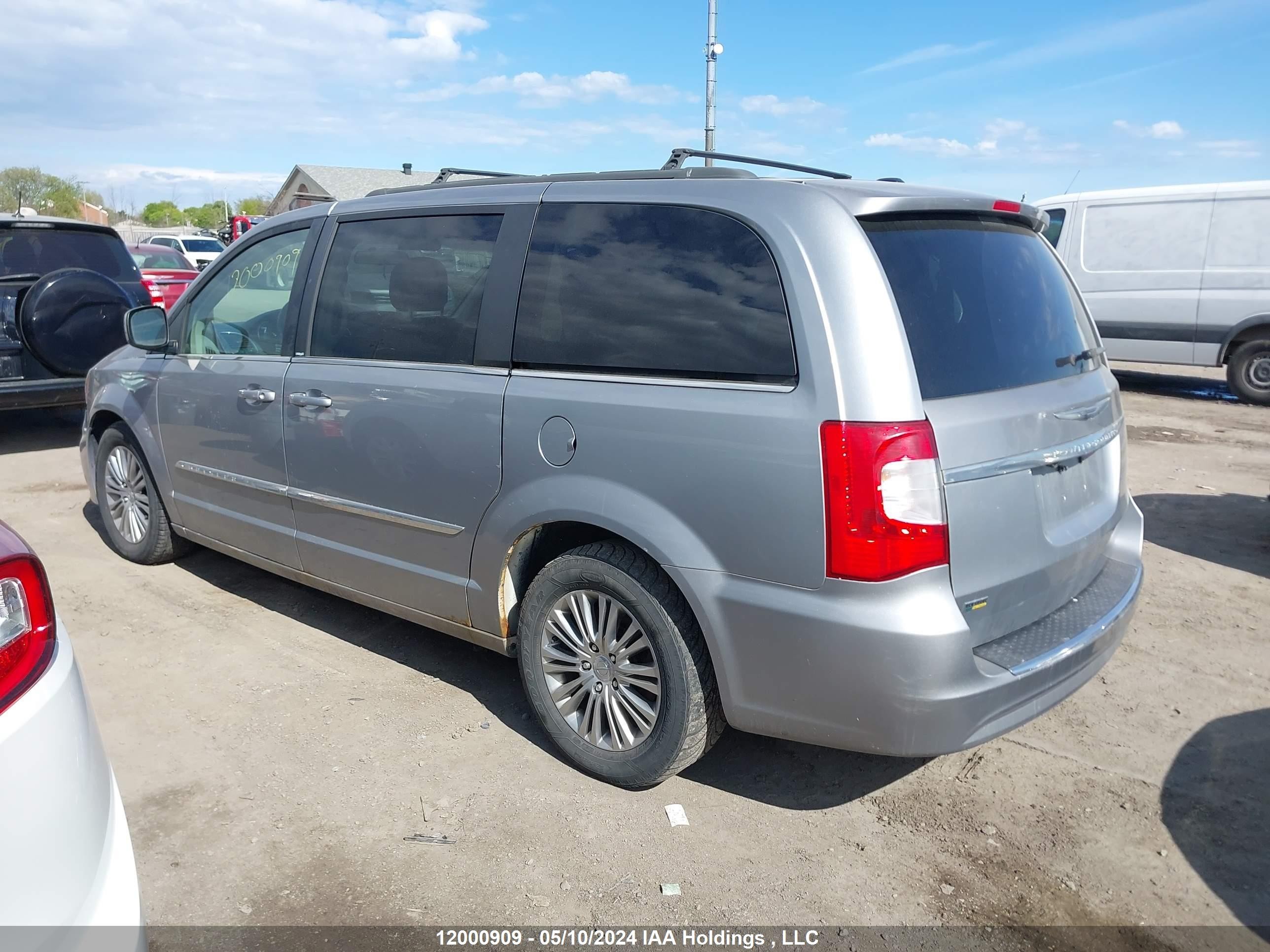 Photo 2 VIN: 2C4RC1CG0DR707785 - CHRYSLER TOWN & COUNTRY 