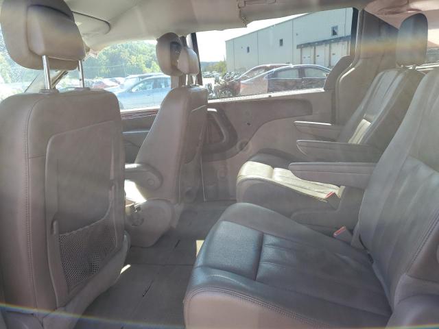 Photo 5 VIN: 2C4RC1CG0ER420304 - CHRYSLER TOWN & COU 