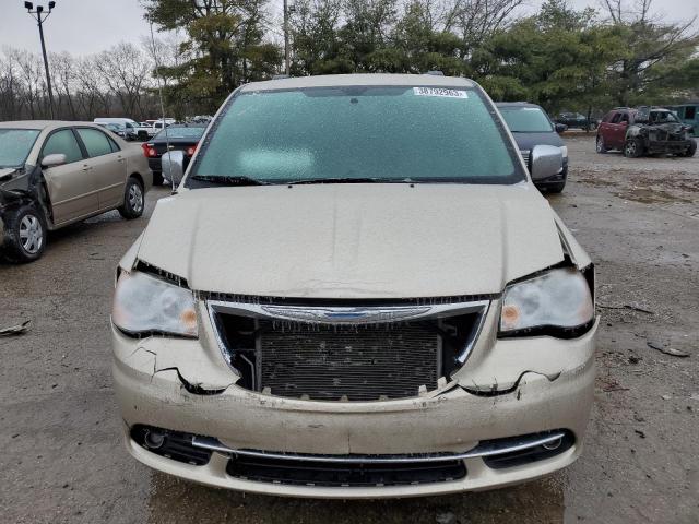 Photo 4 VIN: 2C4RC1CG0ER426121 - CHRYSLER TOWN & COU 