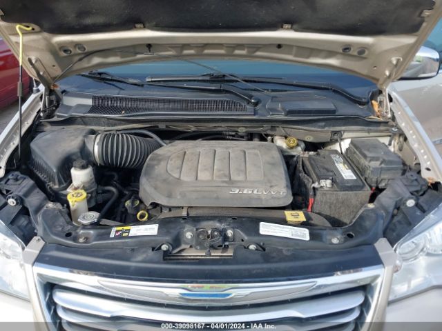 Photo 9 VIN: 2C4RC1CG0FR639507 - CHRYSLER TOWN & COUNTRY 