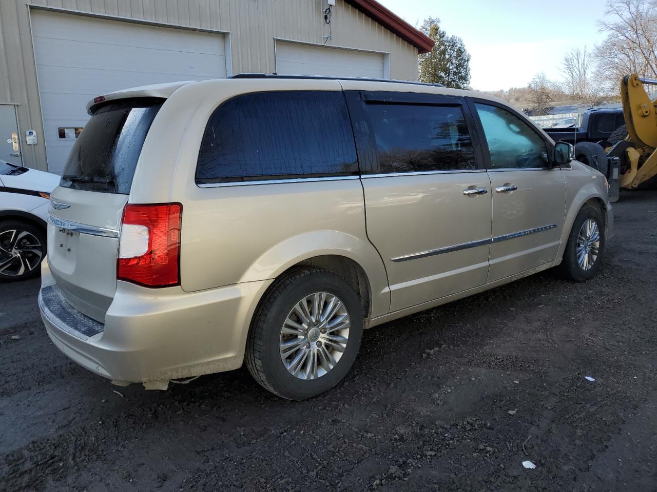 Photo 2 VIN: 2C4RC1CG0FR753569 - CHRYSLER TOWN & COUNTRY 