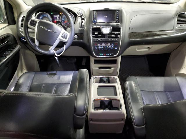 Photo 7 VIN: 2C4RC1CG0GR222227 - CHRYSLER TOWN & COU 