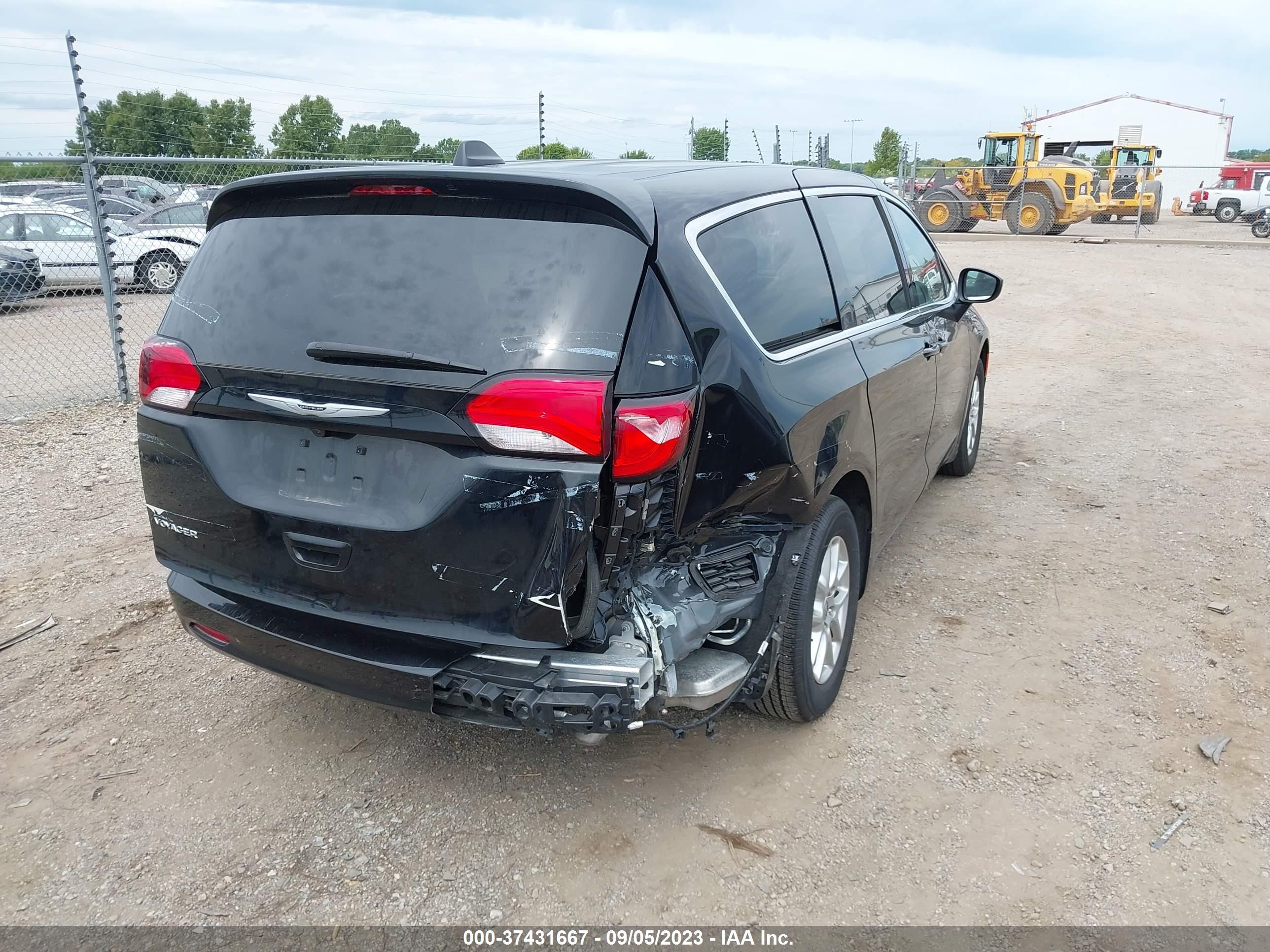 Photo 3 VIN: 2C4RC1CG0NR180543 - CHRYSLER VOYAGER 