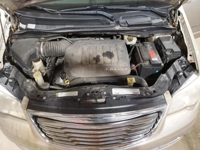 Photo 11 VIN: 2C4RC1CG1CR237457 - CHRYSLER TOWN & COU 