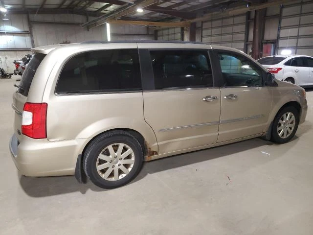 Photo 2 VIN: 2C4RC1CG1CR237457 - CHRYSLER TOWN & COU 