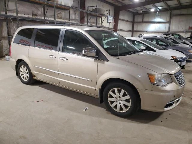 Photo 3 VIN: 2C4RC1CG1CR237457 - CHRYSLER TOWN & COU 