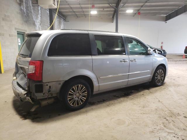 Photo 2 VIN: 2C4RC1CG1DR733991 - CHRYSLER TOWN & COU 