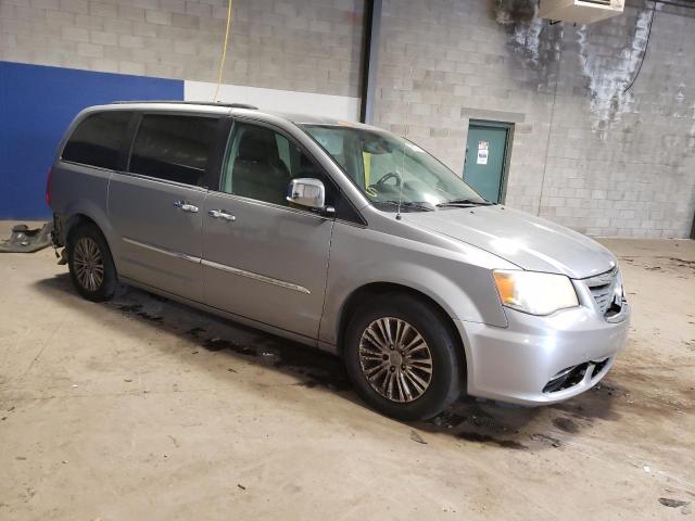 Photo 3 VIN: 2C4RC1CG1DR733991 - CHRYSLER TOWN & COU 