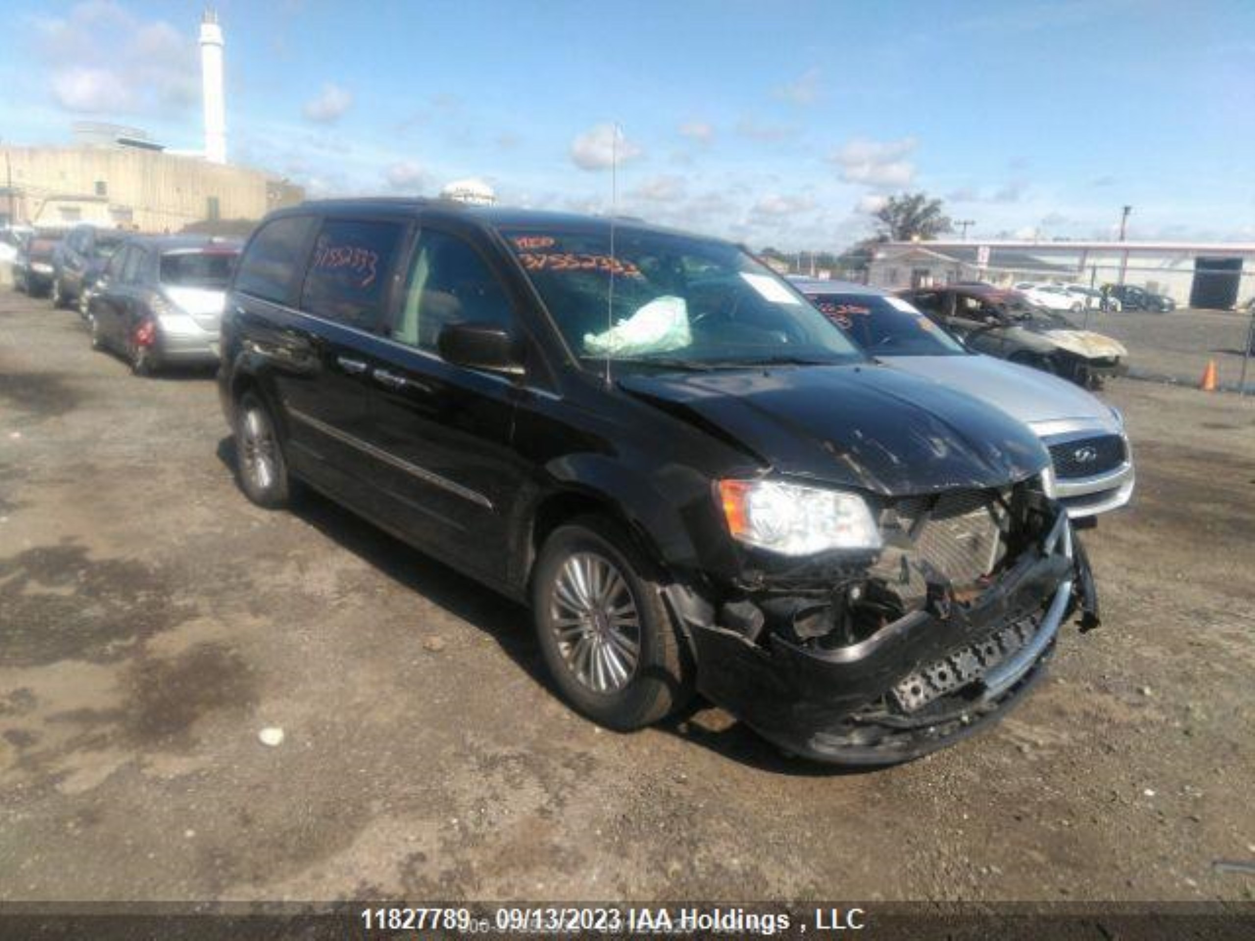 Photo 0 VIN: 2C4RC1CG1FR705837 - CHRYSLER TOWN & COUNTRY 