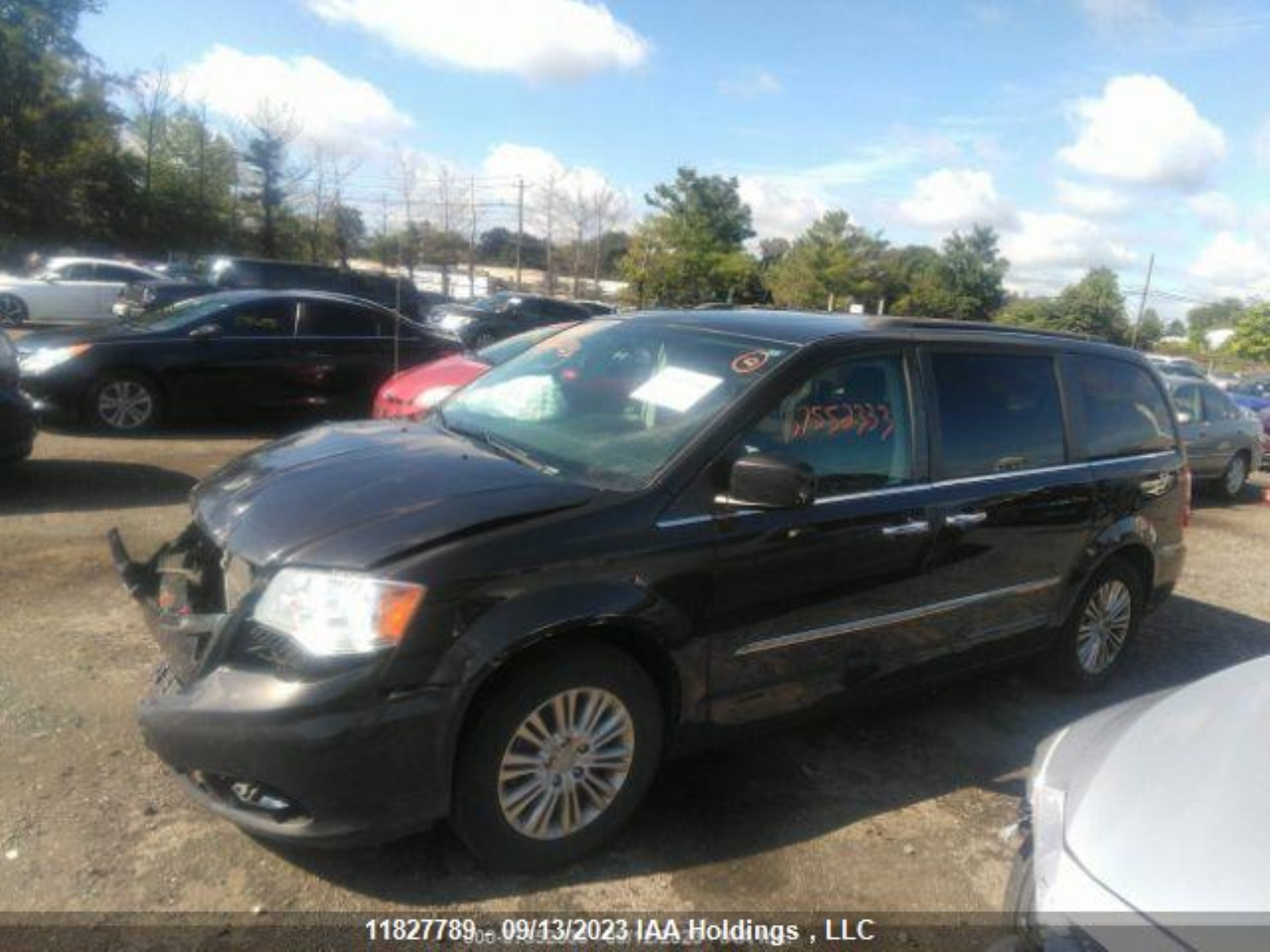 Photo 14 VIN: 2C4RC1CG1FR705837 - CHRYSLER TOWN & COUNTRY 