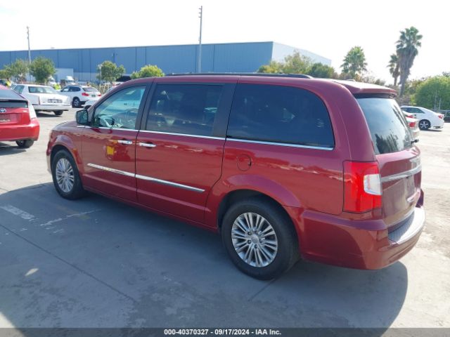 Photo 2 VIN: 2C4RC1CG1GR104400 - CHRYSLER TOWN AND COUNTRY 