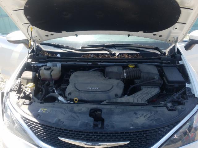 Photo 6 VIN: 2C4RC1CG1HR591552 - CHRYSLER PACIFICA L 