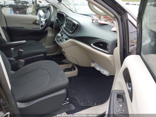 Photo 4 VIN: 2C4RC1CG1KR643690 - CHRYSLER PACIFICA 