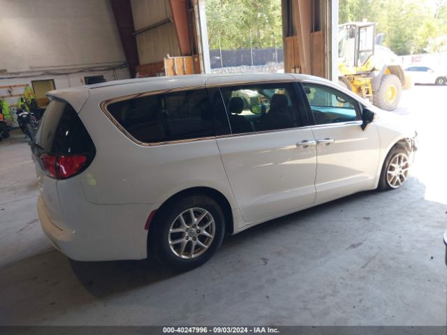 Photo 3 VIN: 2C4RC1CG1MR577497 - CHRYSLER VOYAGER 