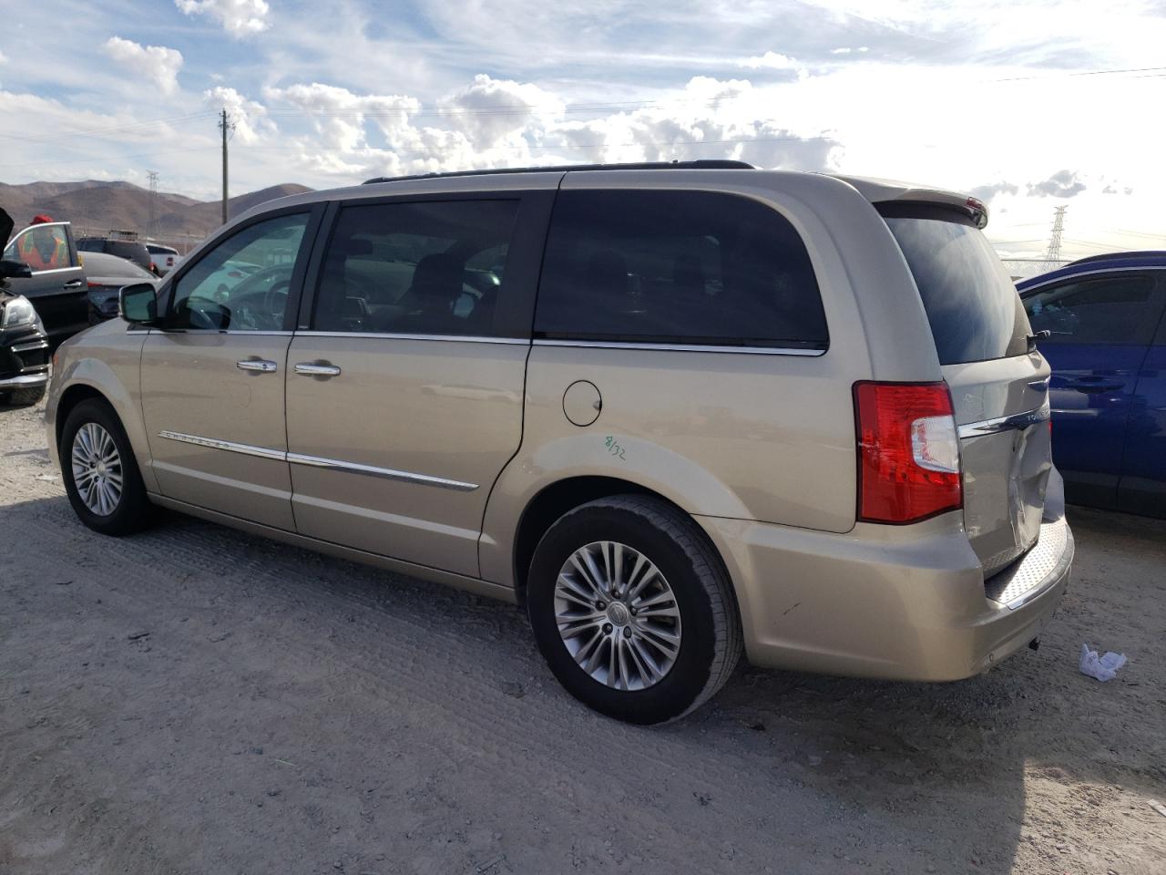 Photo 1 VIN: 2C4RC1CG2DR621703 - CHRYSLER TOWN & COUNTRY 