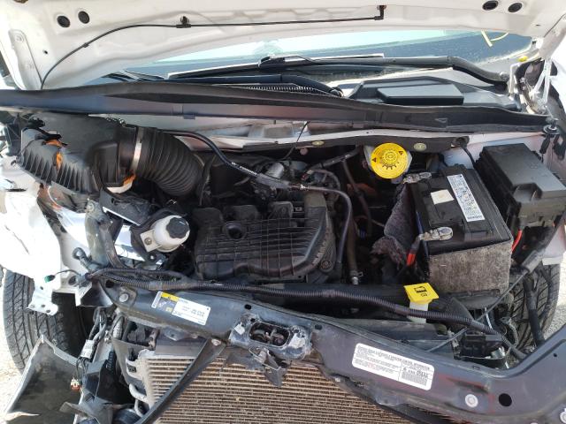 Photo 6 VIN: 2C4RC1CG2ER252259 - CHRYSLER TOWN &AMP COU 