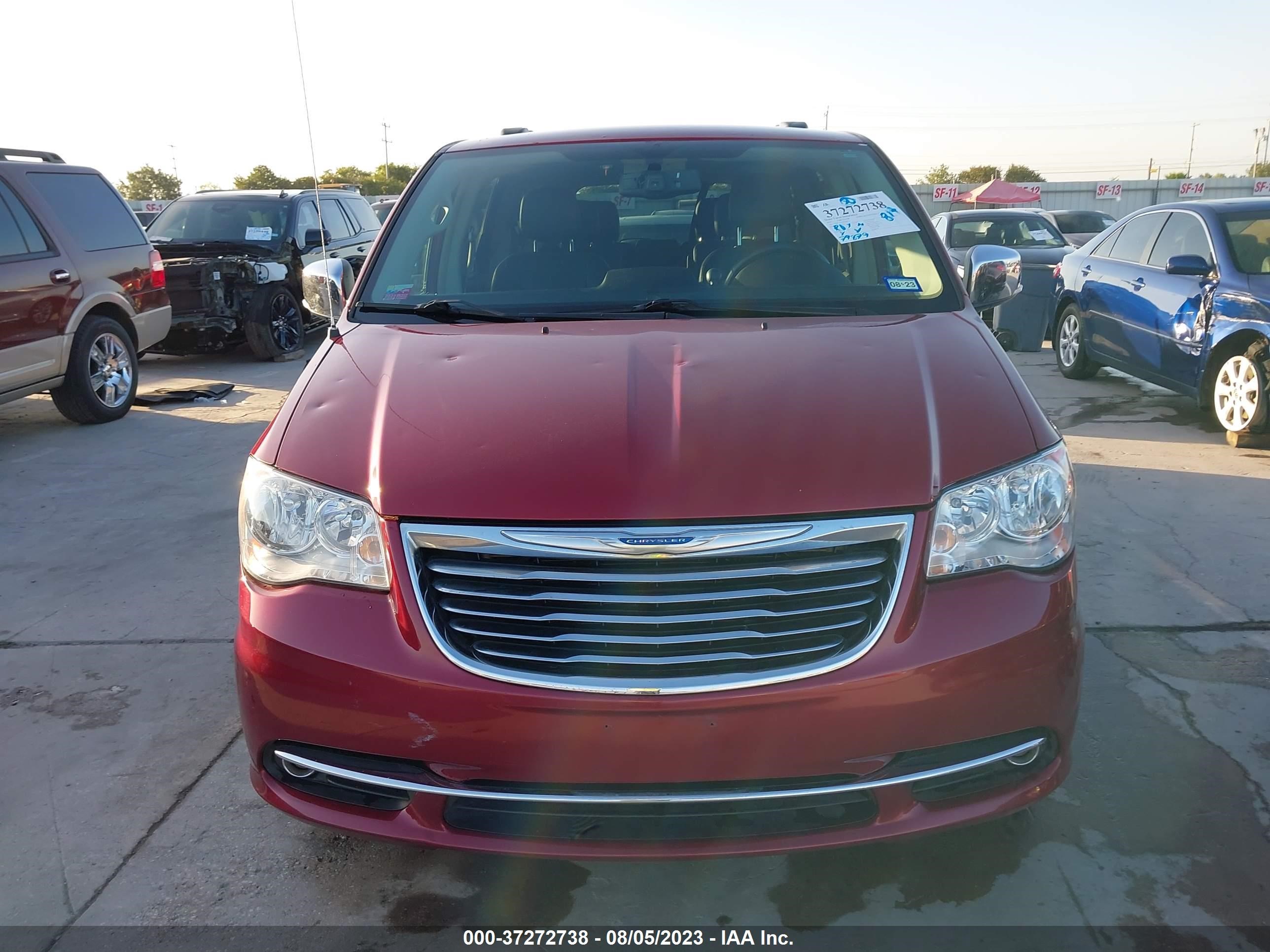 Photo 12 VIN: 2C4RC1CG2FR584221 - CHRYSLER TOWN & COUNTRY 