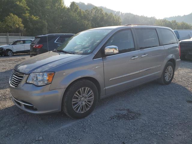 Photo 0 VIN: 2C4RC1CG2FR675389 - CHRYSLER TOWN & COU 