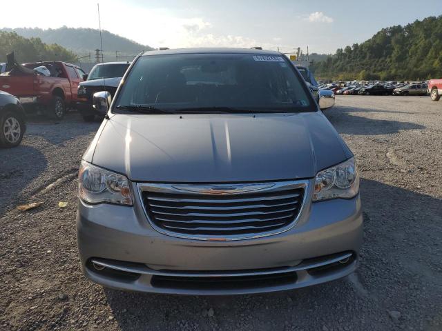 Photo 4 VIN: 2C4RC1CG2FR675389 - CHRYSLER TOWN & COU 