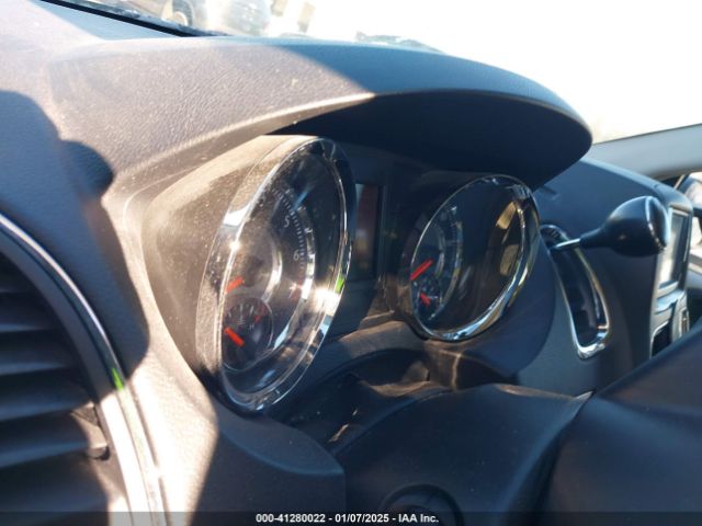 Photo 6 VIN: 2C4RC1CG2FR730049 - CHRYSLER TOWN AND COUNTRY 