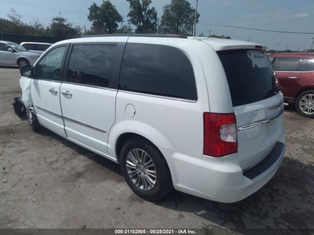 Photo 2 VIN: 2C4RC1CG2GR200200 - CHRYSLER TOWN & COUNTRY 