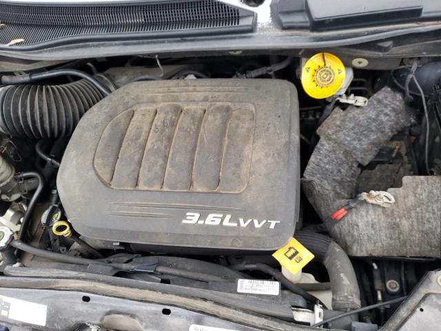 Photo 11 VIN: 2C4RC1CG2GR304475 - CHRYSLER TOWN & COU 