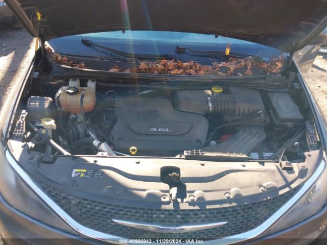 Photo 9 VIN: 2C4RC1CG2HR565283 - CHRYSLER PACIFICA 