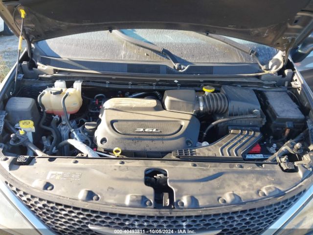 Photo 9 VIN: 2C4RC1CG2HR837167 - CHRYSLER PACIFICA 