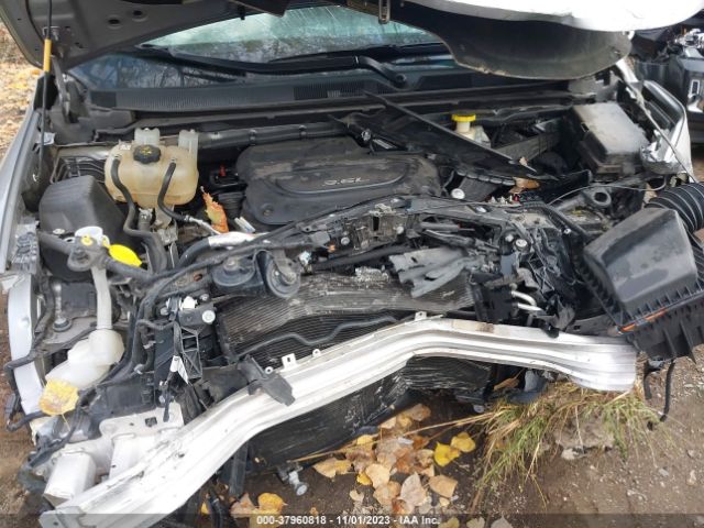 Photo 9 VIN: 2C4RC1CG2JR171269 - CHRYSLER PACIFICA 