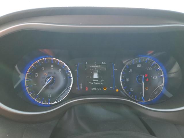 Photo 8 VIN: 2C4RC1CG2KR737917 - CHRYSLER PACIFICA 