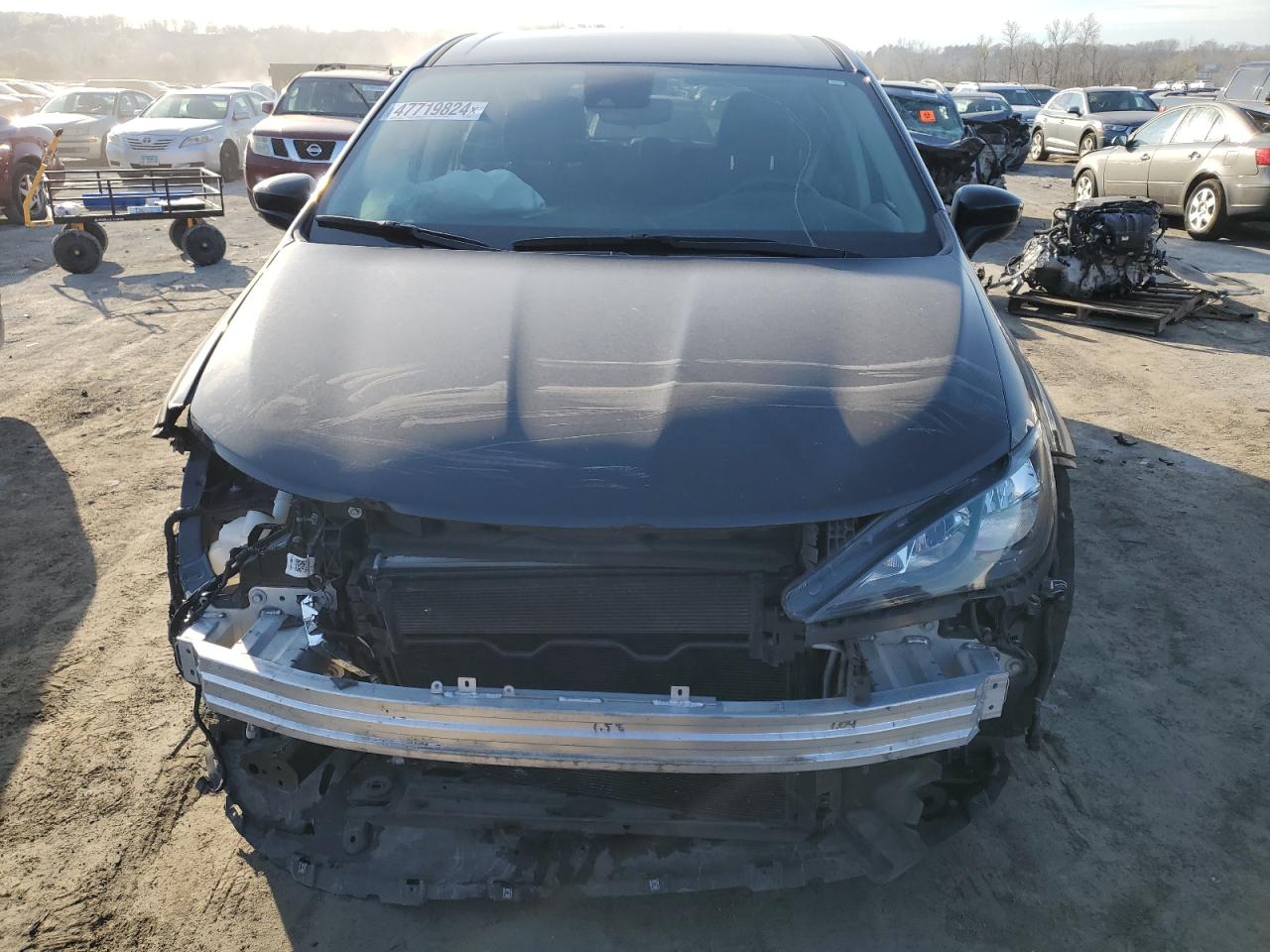 Photo 4 VIN: 2C4RC1CG2MR555007 - CHRYSLER VOYAGER 