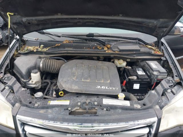 Photo 9 VIN: 2C4RC1CG3CR364131 - CHRYSLER TOWN & COUNTRY 