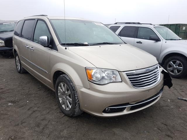 Photo 0 VIN: 2C4RC1CG3CR412825 - CHRYSLER TOWN & COU 