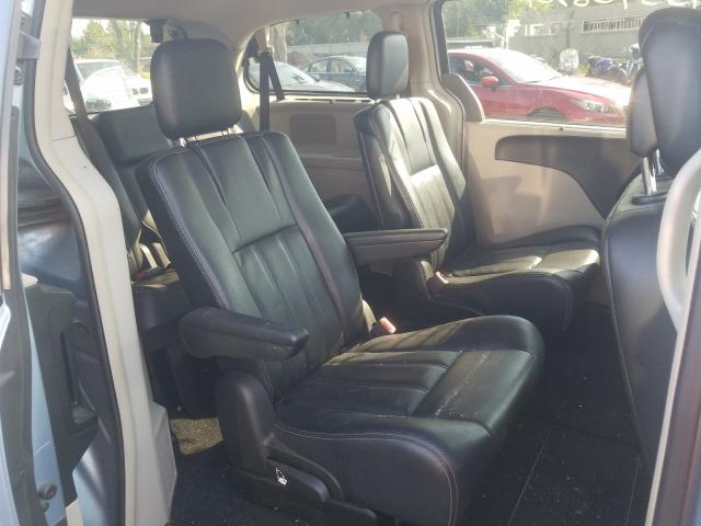 Photo 5 VIN: 2C4RC1CG3DR770105 - CHRYSLER TOWN & COU 