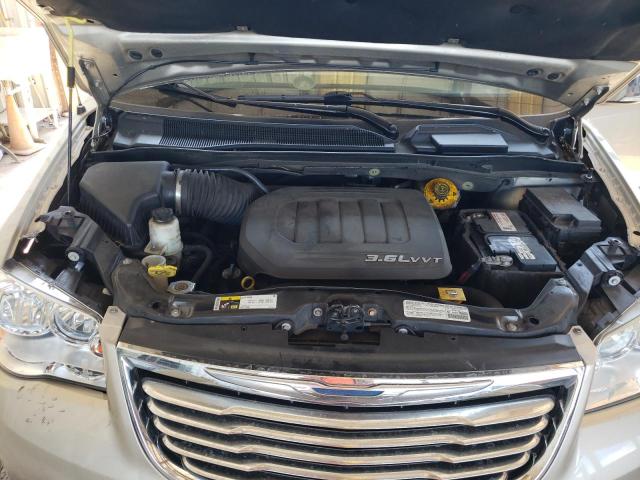 Photo 11 VIN: 2C4RC1CG3ER165938 - CHRYSLER TOWN & COU 