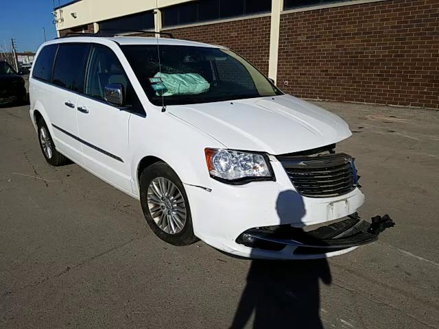 Photo 10 VIN: 2C4RC1CG3FR578606 - CHRYSLER TOWN & COU 