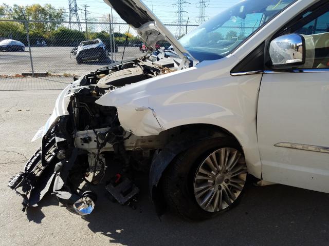 Photo 8 VIN: 2C4RC1CG3FR578606 - CHRYSLER TOWN & COU 