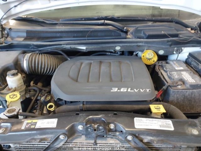 Photo 9 VIN: 2C4RC1CG3GR269400 - CHRYSLER TOWN AND COUNTRY 