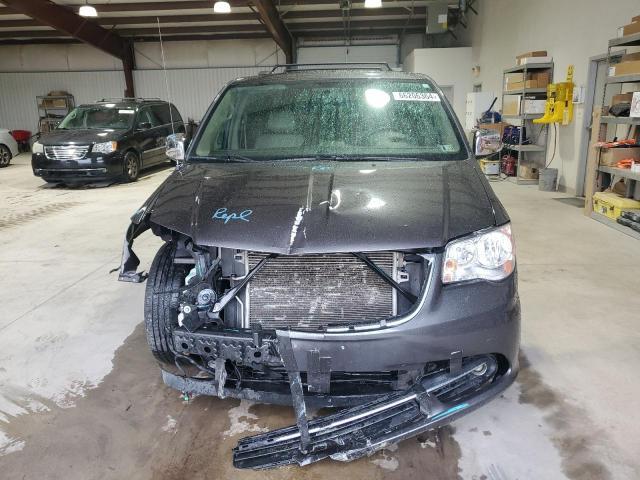 Photo 4 VIN: 2C4RC1CG3GR304128 - CHRYSLER TOWN & COU 