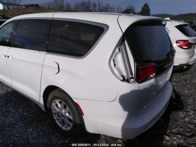 Photo 2 VIN: 2C4RC1CG3NR218976 - CHRYSLER VOYAGER 