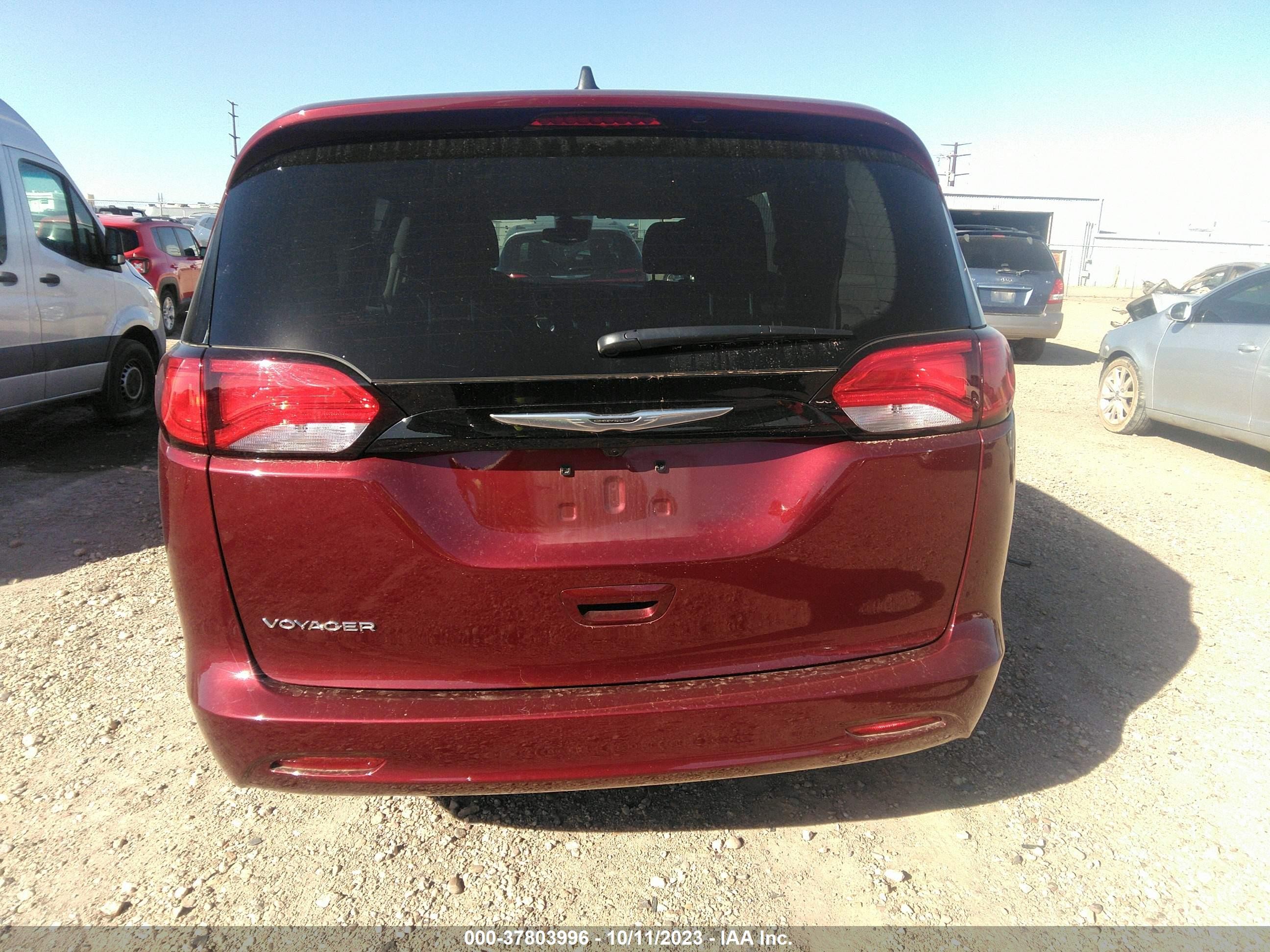 Photo 15 VIN: 2C4RC1CG3PR534946 - CHRYSLER VOYAGER 