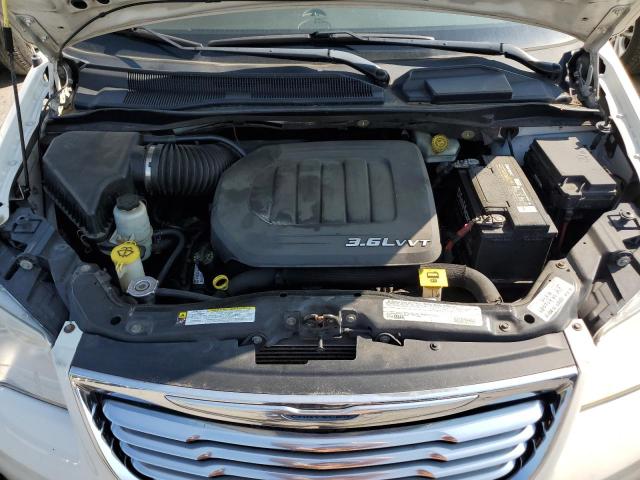 Photo 11 VIN: 2C4RC1CG4CR124666 - CHRYSLER TOWN & COU 